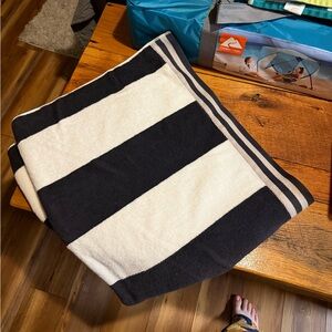 Reversible 6ftx3ft members marker beach towel